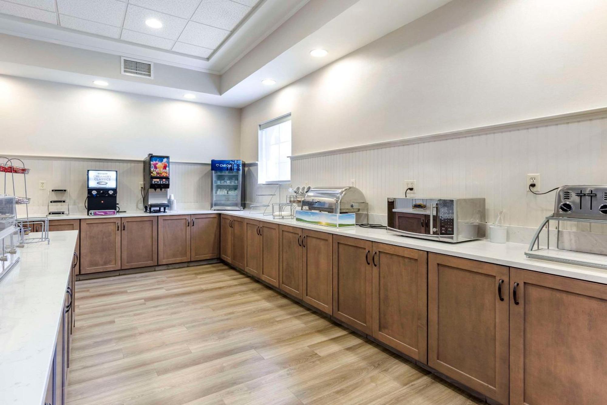 Comfort Suites Ocean City West West Ocean City Екстер'єр фото