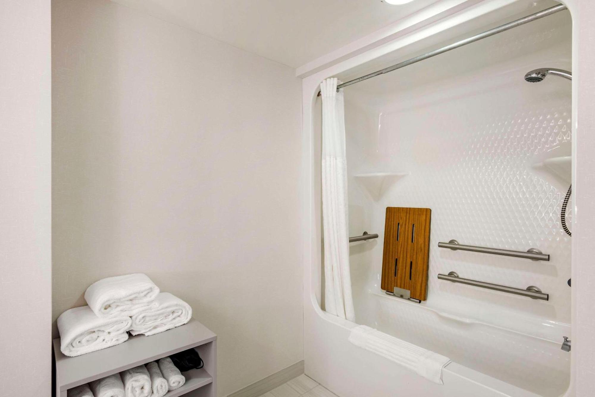 Comfort Suites Ocean City West West Ocean City Екстер'єр фото